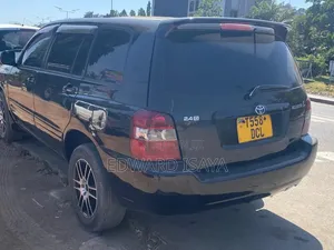 Toyota Kluger 2004 Black