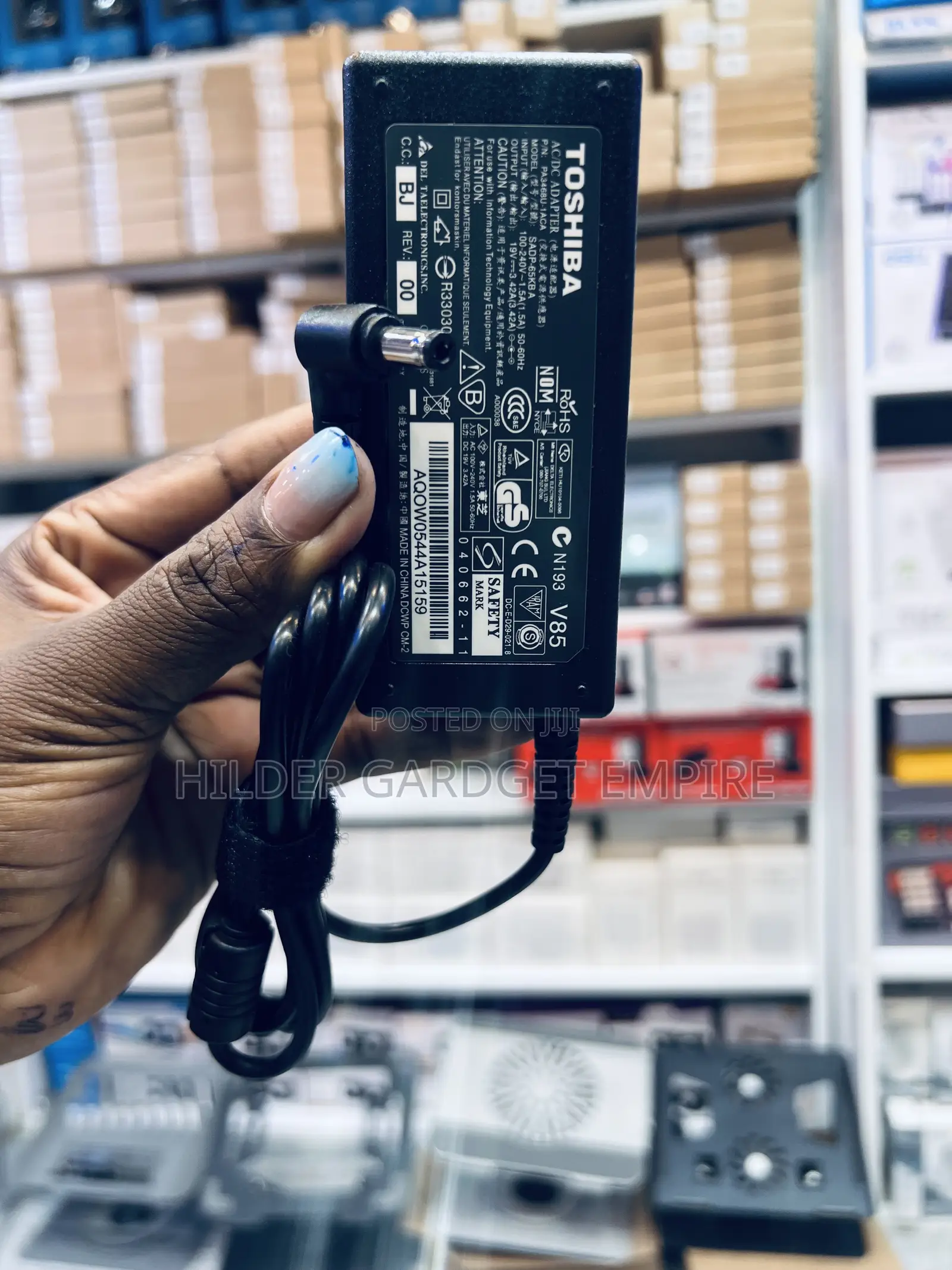Toshiba Adapter