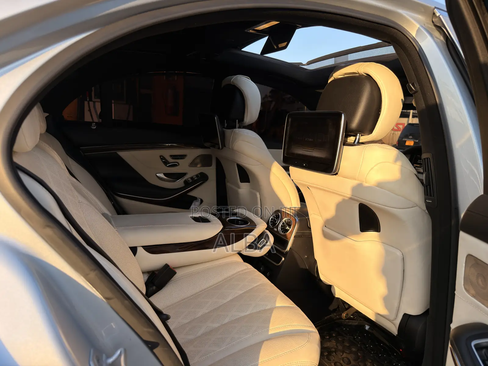 Mercedes-Benz VS680L Maybach 2019