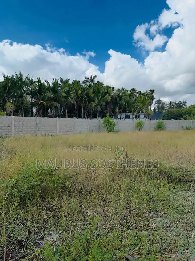 Beach Plot for Sale TSH 880,000,000 at Mbezi Beach, Dar Es Salaam