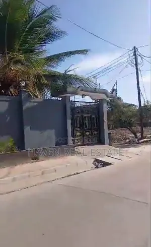 Furnished 4bdrm House in Mjini for rent