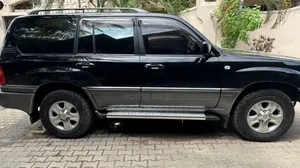 Toyota Land Cruiser 1998 Black