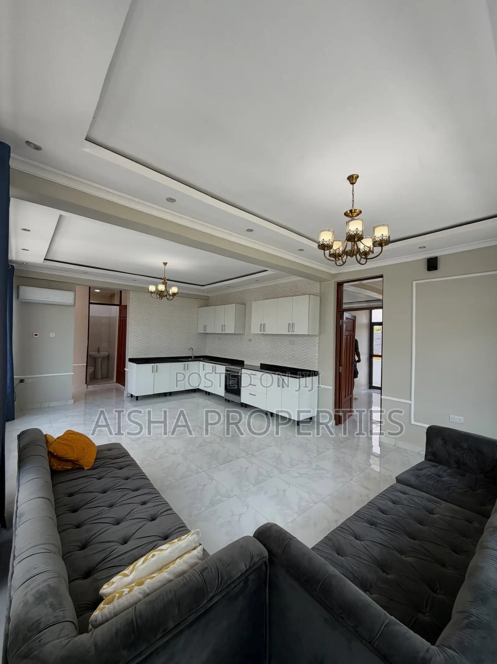Furnished 2bdrm Apartment in Oyster Bay for rent
