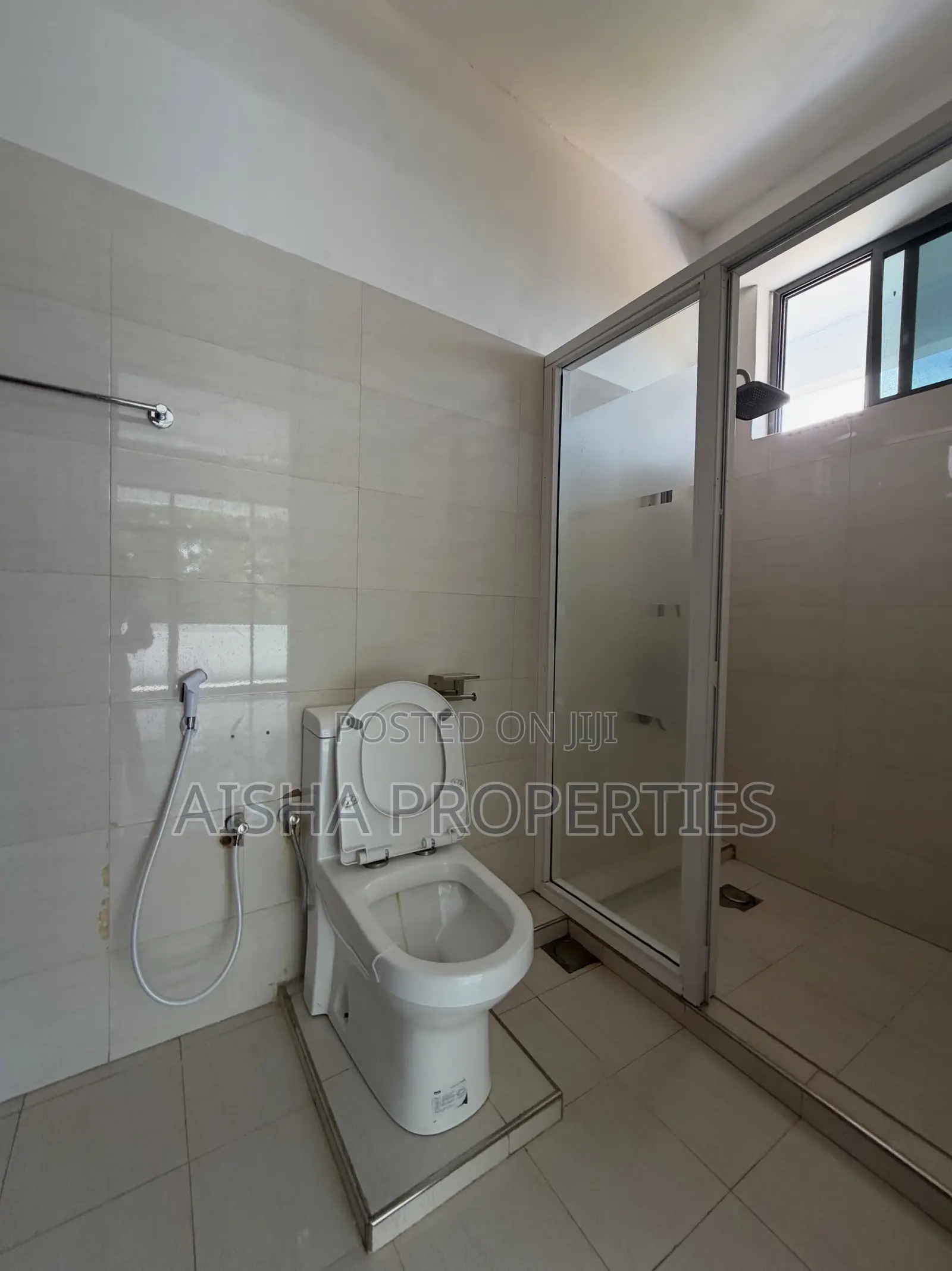 Furnished 2bdrm Apartment in Oyster Bay for rent