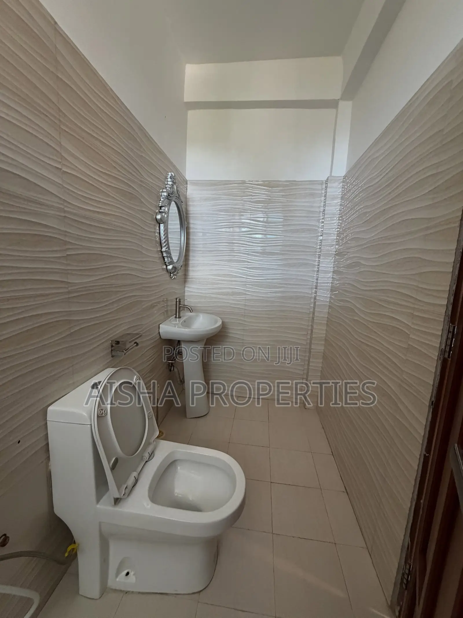 Furnished 2bdrm Apartment in Oyster Bay for rent