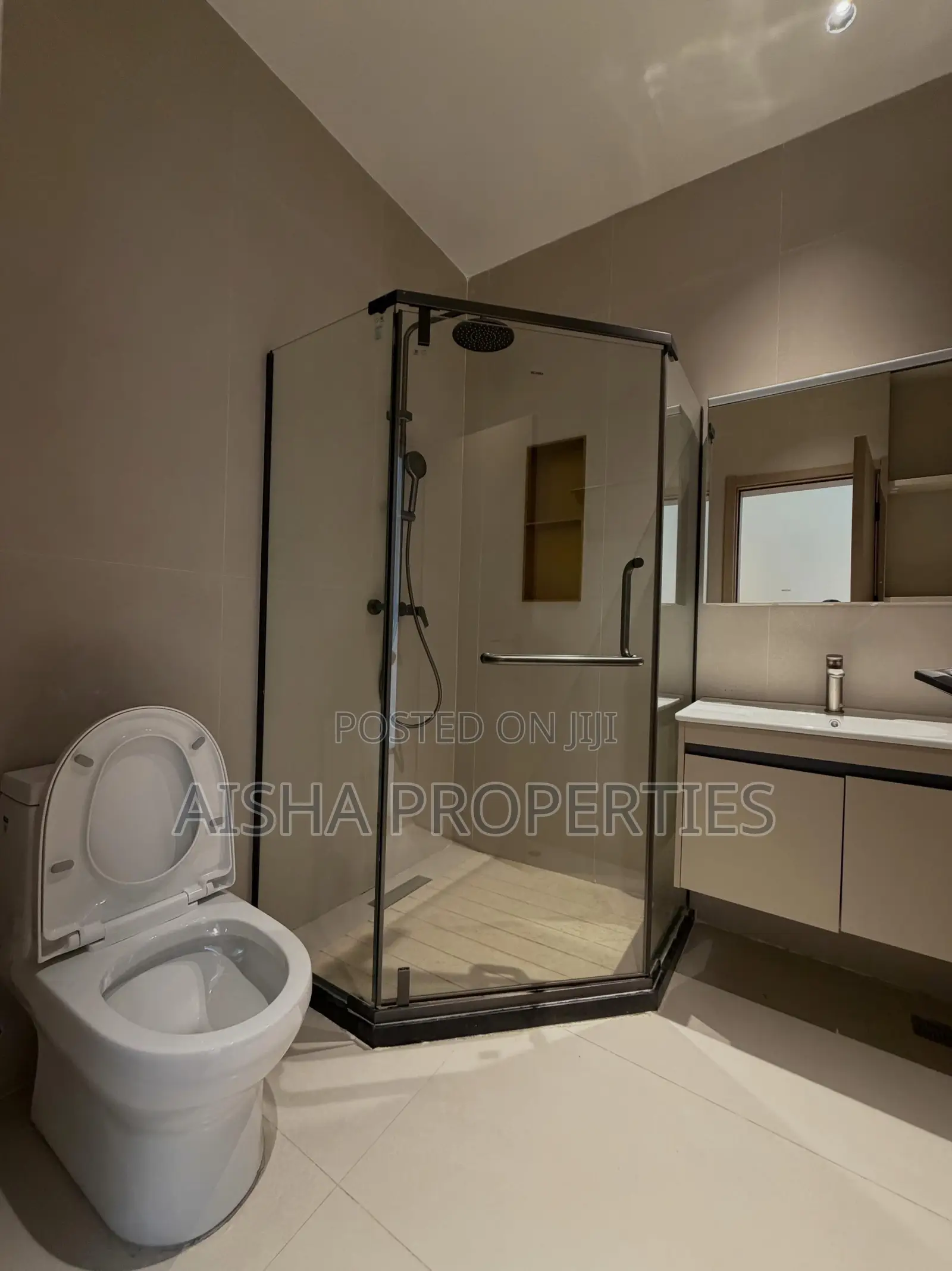 Furnished 3bdrm Apartment in Oyster Bay for rent