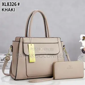Pebbled Handbag Set