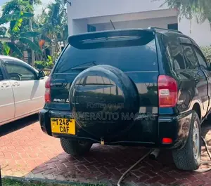 Toyota RAV4 Automatic 2003 Black