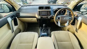 Toyota Land Cruiser Prado 2.8 D-4D 2016 Teal
