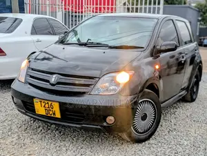 Toyota IST 2004 Black