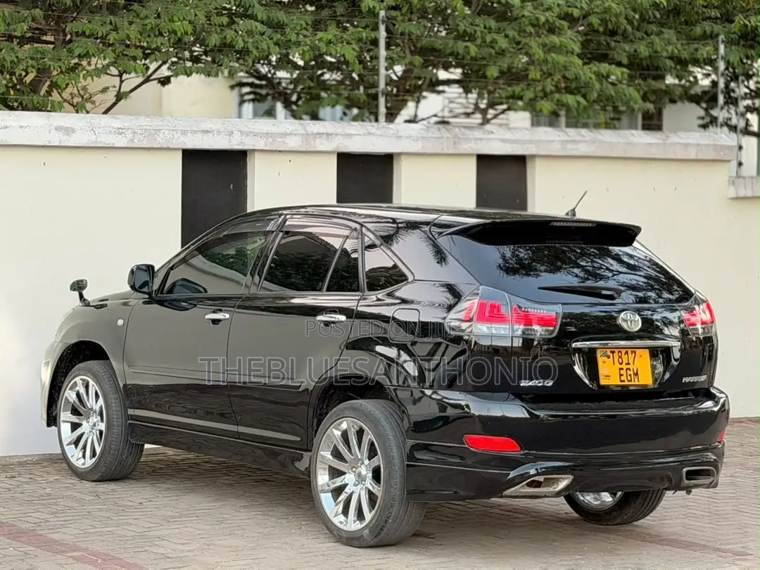 Toyota Harrier 2006 Black