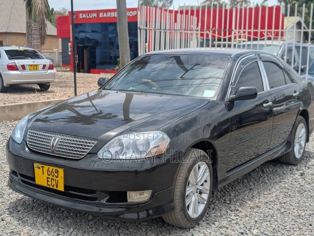 Toyota Mark II 2002 Black