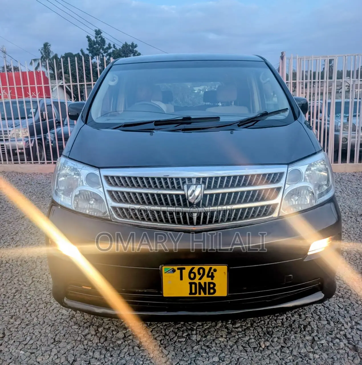 Toyota Alphard 2004 Black