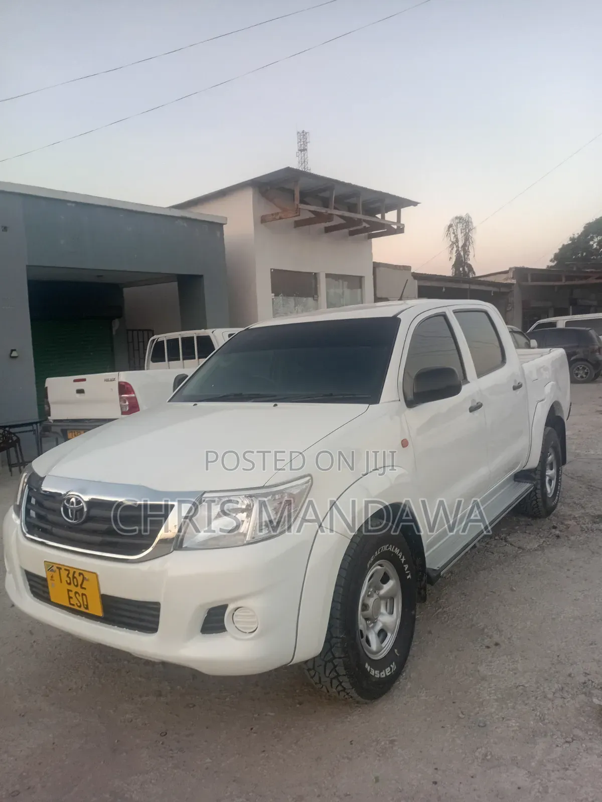 Toyota Hilux 2012 White