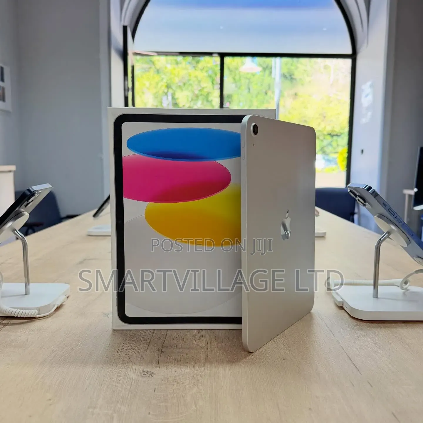 New Apple iPad (2025) 128 GB Silver