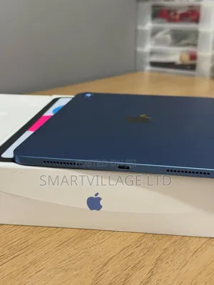 New Apple iPad (2025) 128 GB Blue