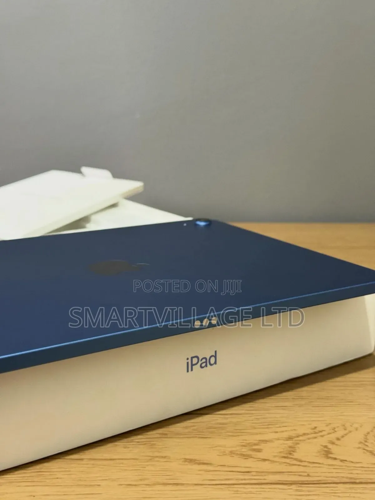 New Apple iPad (2025) 128 GB Blue