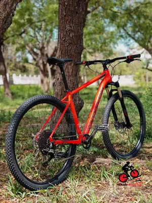 Mountain Bike With Hydraulic Braking System Made in UK