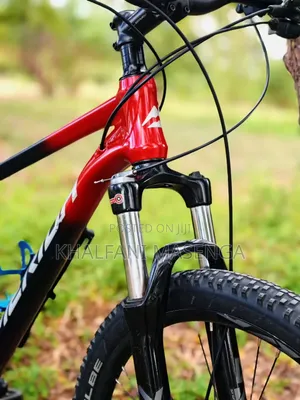 Mountain Bike With Hydraulic Braking System Made in UK