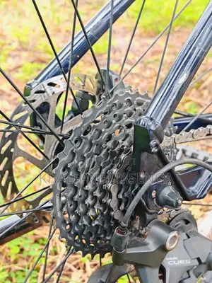 Mountain Bike With Hydraulic Braking System Made in UK