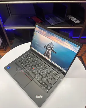 New Laptop Lenovo ThinkPad T14 G4 16GB Intel Core i7 SSD 512GB