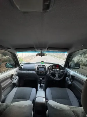 Toyota RAV4 Automatic 2003 Silver
