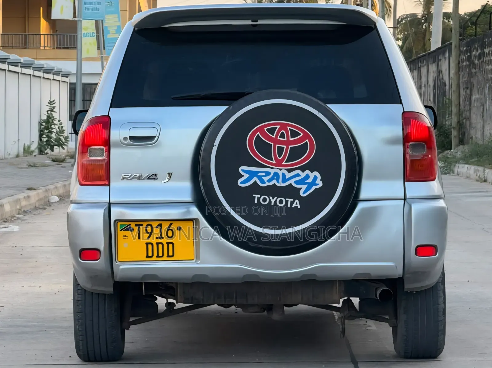 Toyota RAV4 Automatic 2003 Silver