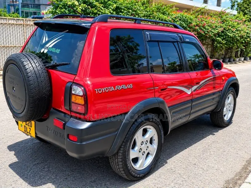 Toyota RAV4 1999 Red
