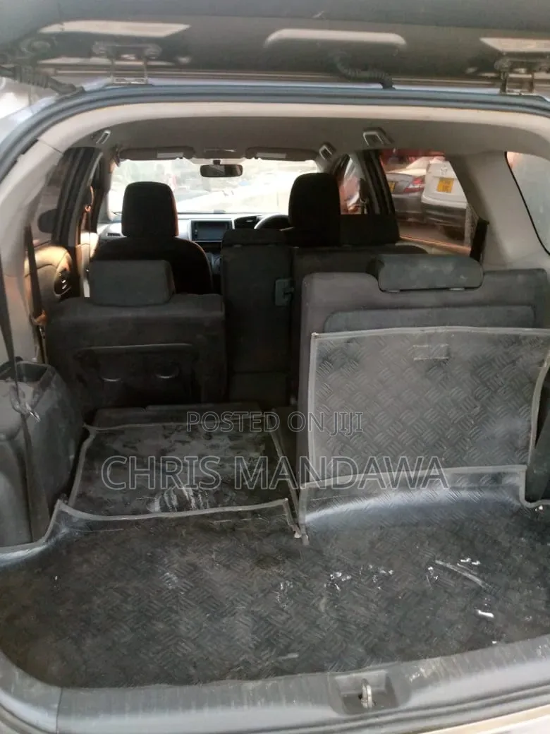 Toyota Wish 2016 Brown