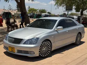 Toyota Crown 2006 Silver