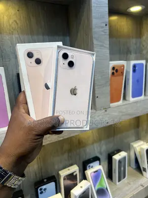 New Apple iPhone 13 128 GB Pink