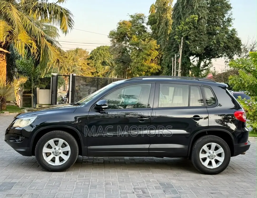 Volkswagen Tiguan 1.4 TSI 2008 Black