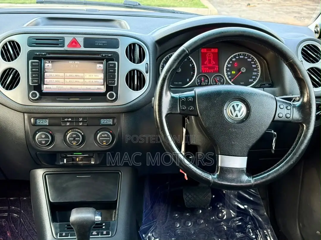 Volkswagen Tiguan 1.4 TSI 2008 Black