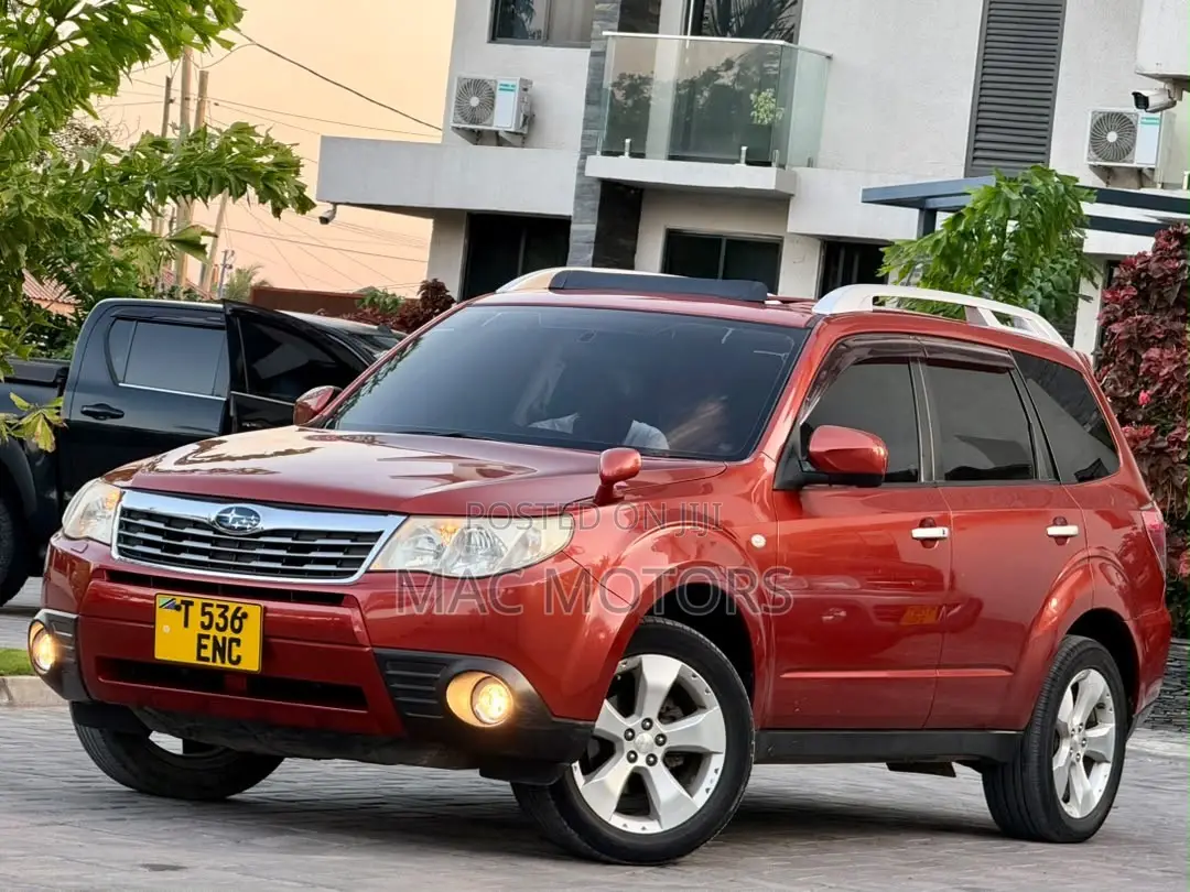 Subaru Forester 2010 Maroon