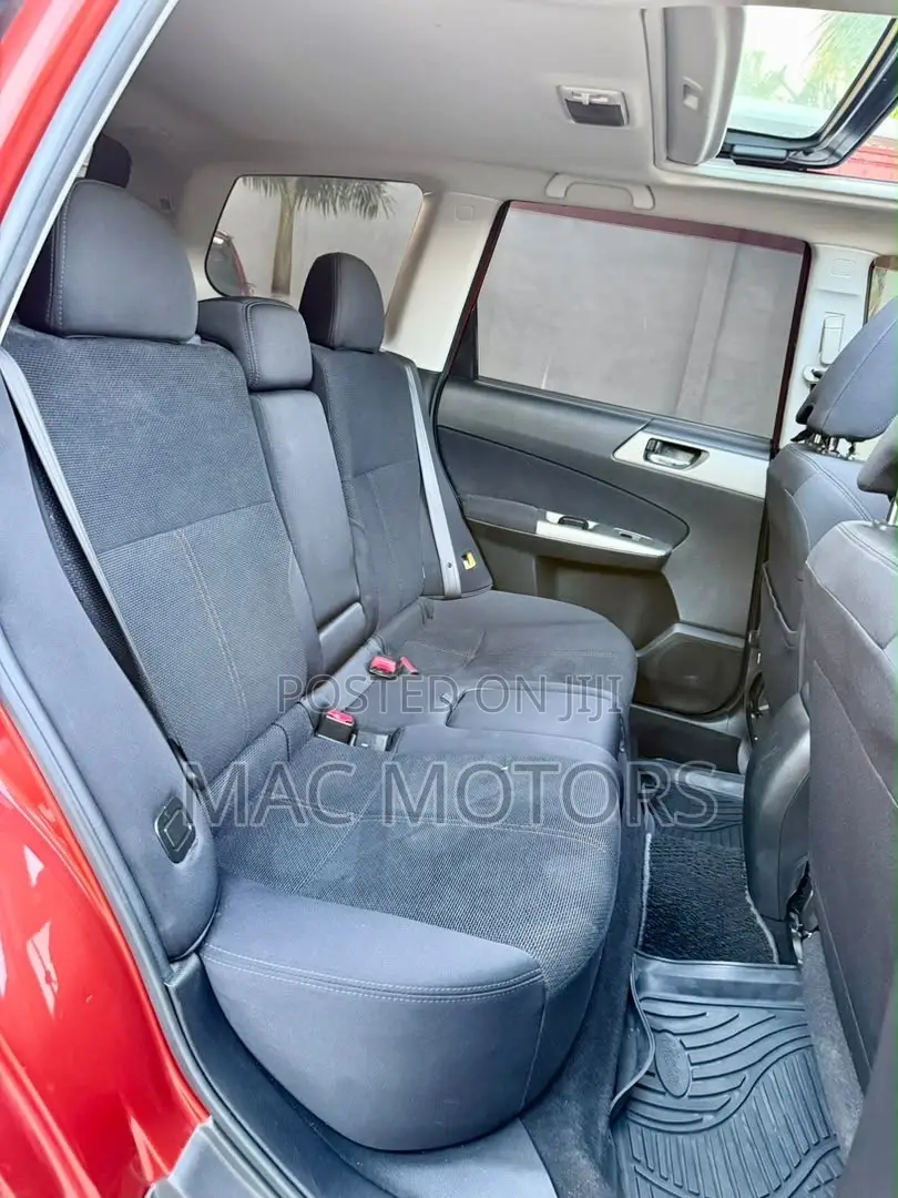 Subaru Forester 2010 Maroon