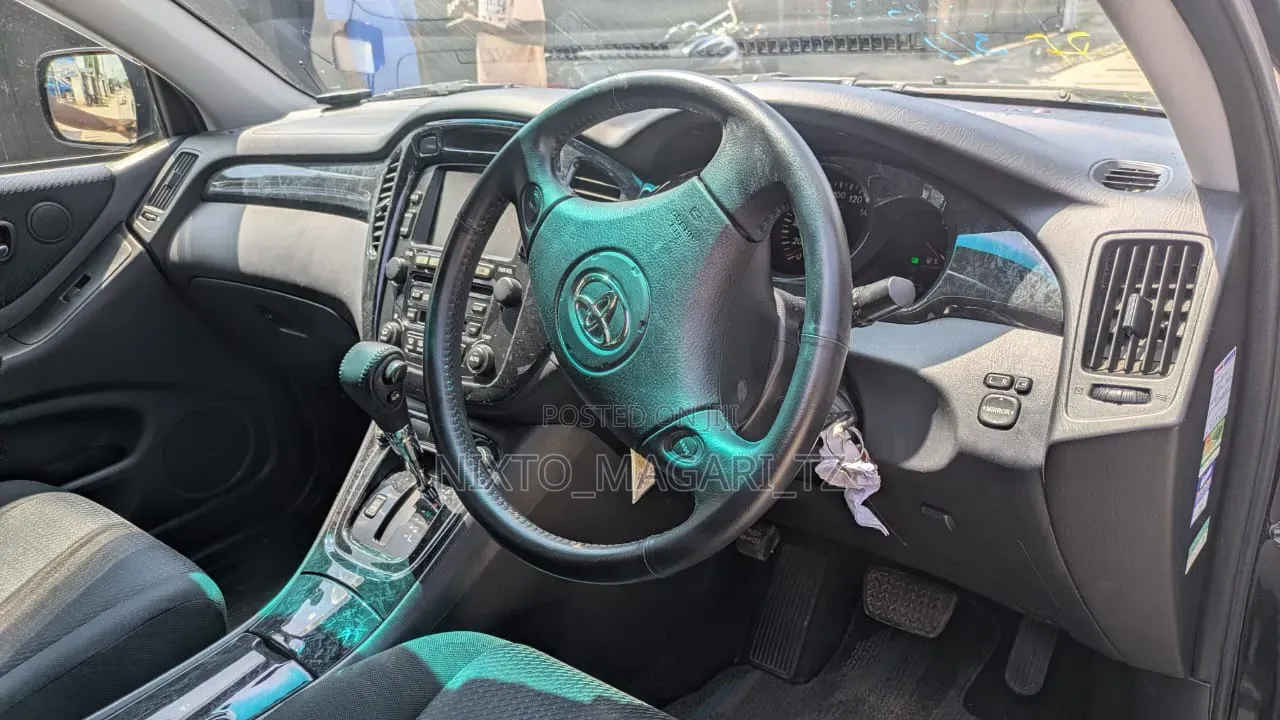 Toyota Kluger 2005 Black