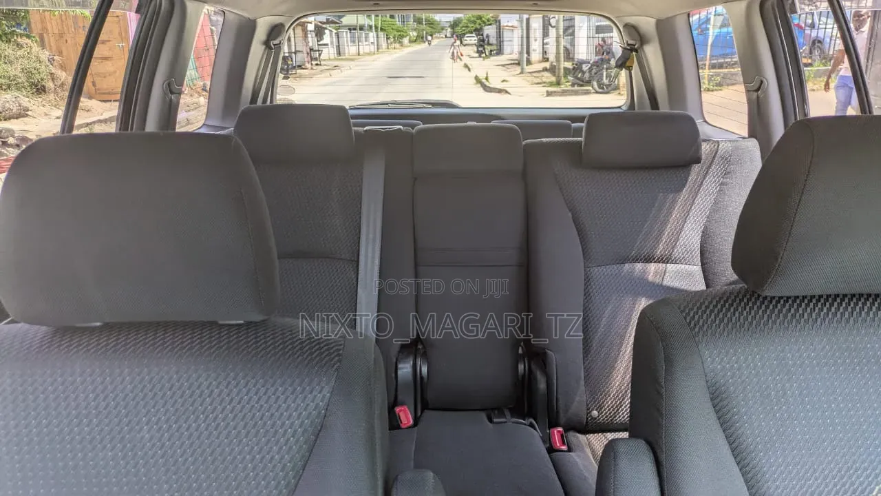 Toyota Kluger 2005 Black