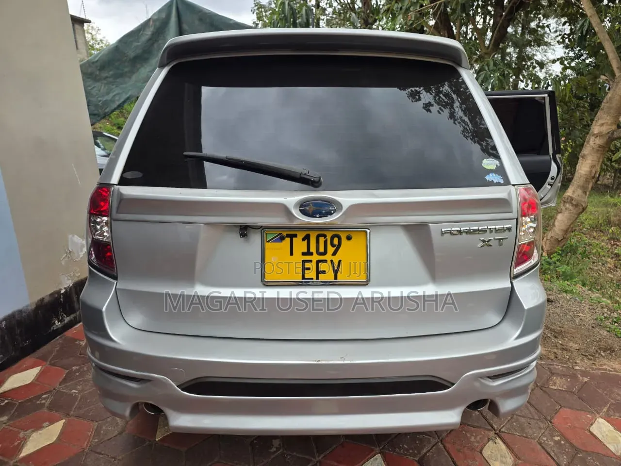 Subaru Forester 2010 Silver