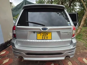 Subaru Forester 2010 Silver