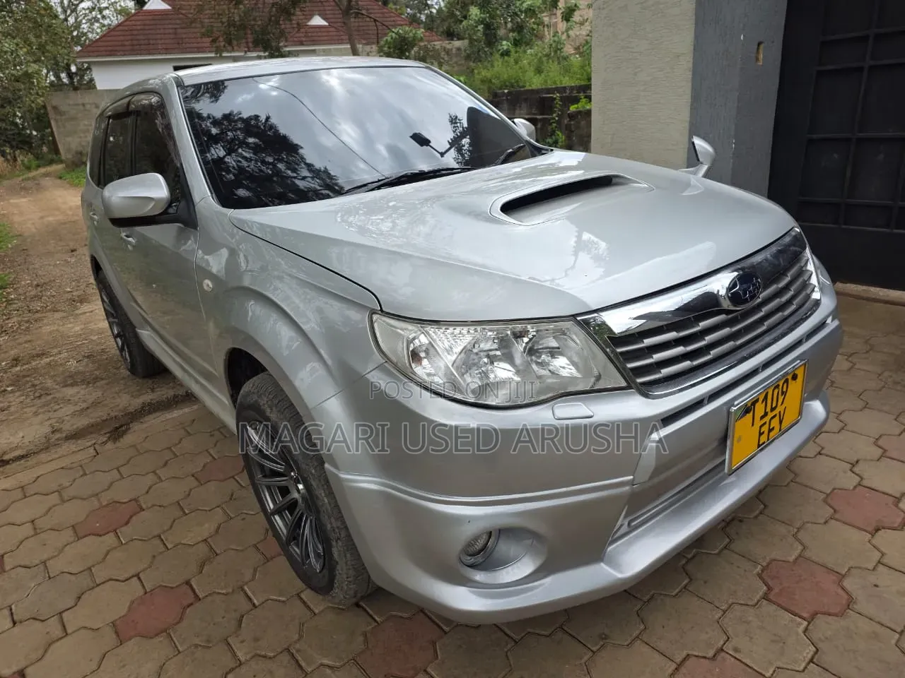 Subaru Forester 2010 Silver