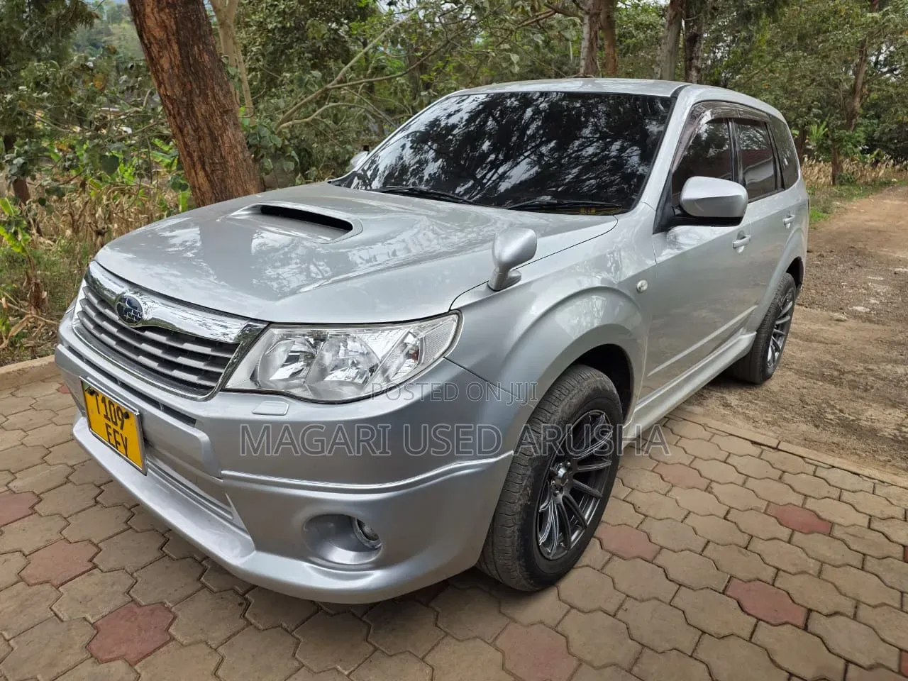 Subaru Forester 2010 Silver