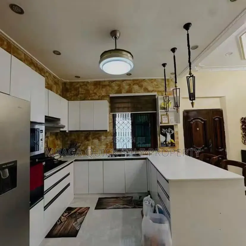 4bdrm House in Tabata for sale
