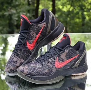 Men's Sneakers Nike Kobe Combat