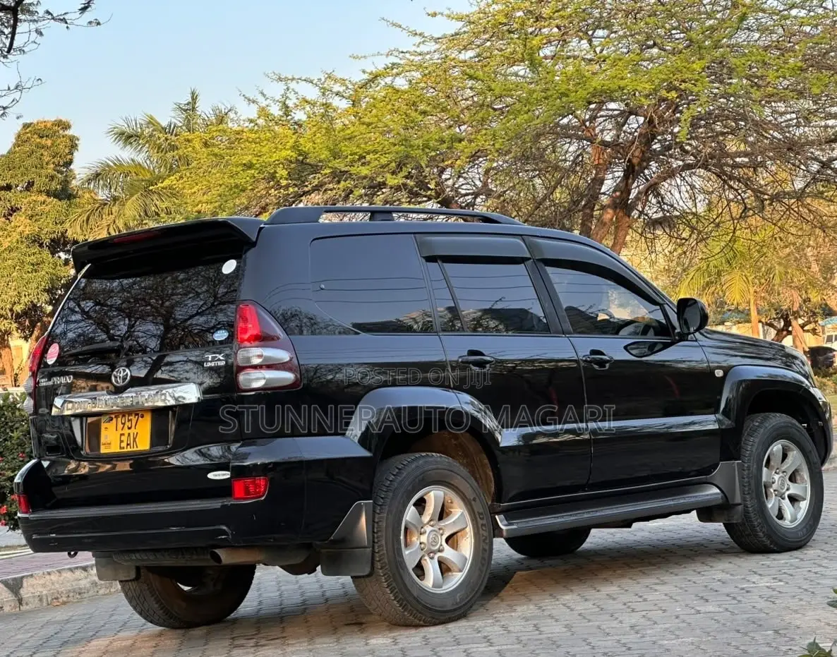 Toyota Land Cruiser Prado 2006 Matt Black