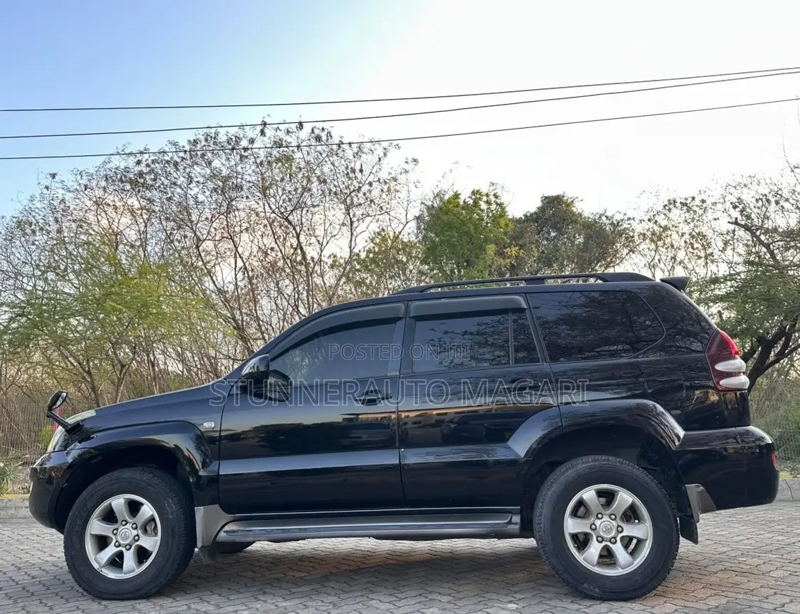 Toyota Land Cruiser Prado 2006 Matt Black