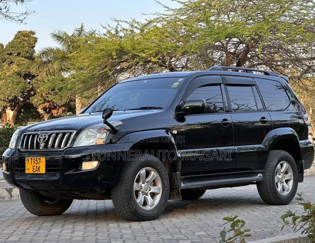 Toyota Land Cruiser Prado 2006 Matt Black