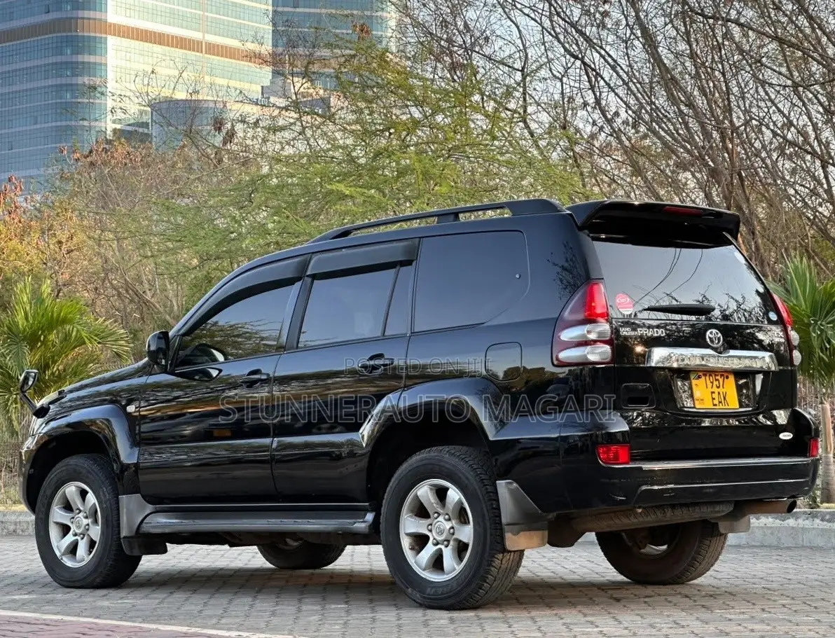 Toyota Land Cruiser Prado 2006 Matt Black