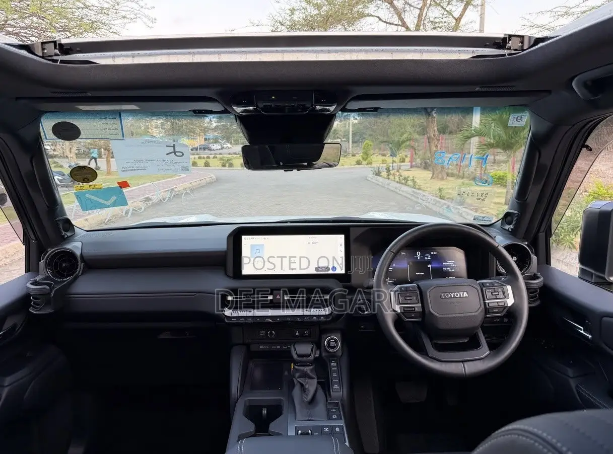 Toyota Land Cruiser Prado 2024 White