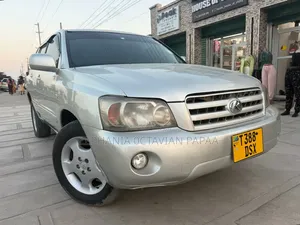 Toyota Kluger 2005 Silver