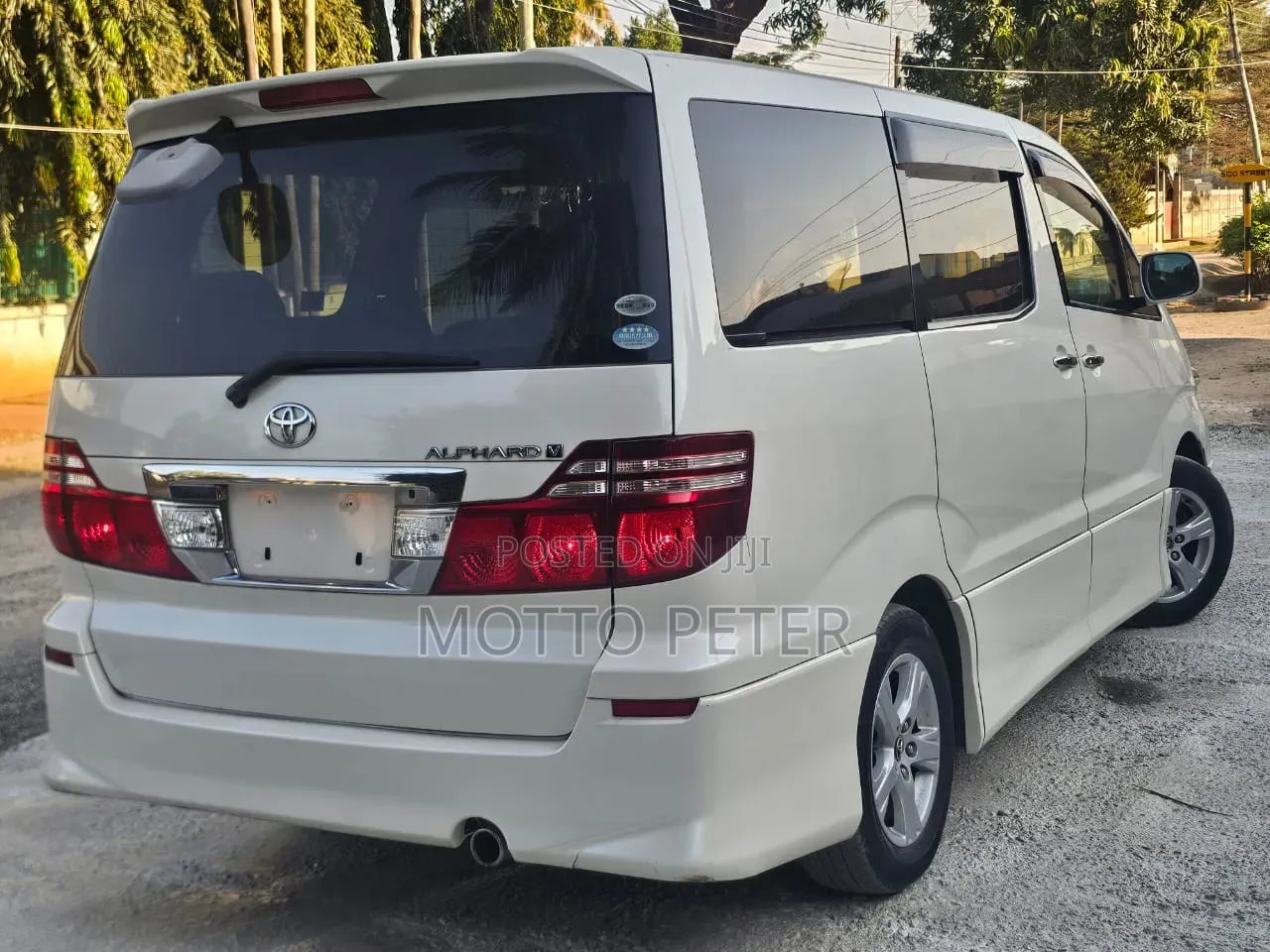 Toyota Alphard 2006 White